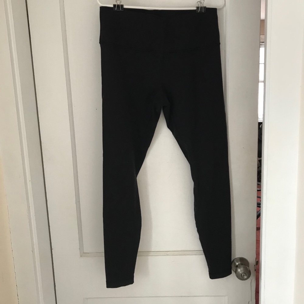 Lululemon wunder under tight-very good condition!